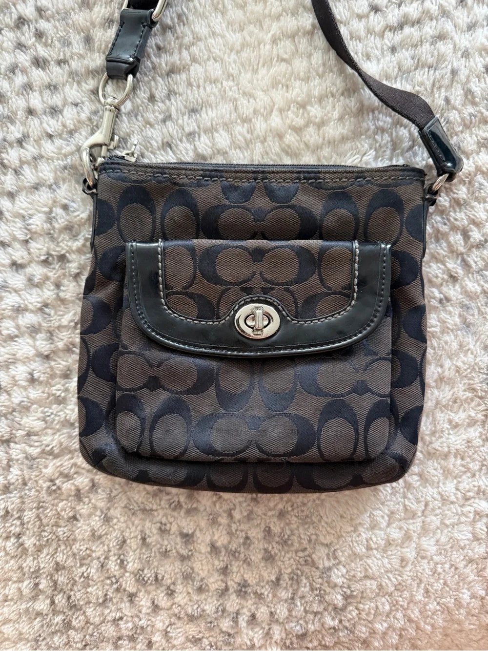 Coach Penelope Signature Pocket Swingpack Crossbody Bag